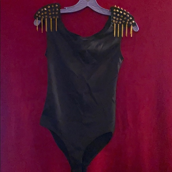 Black shirt - Picture 2 of 2